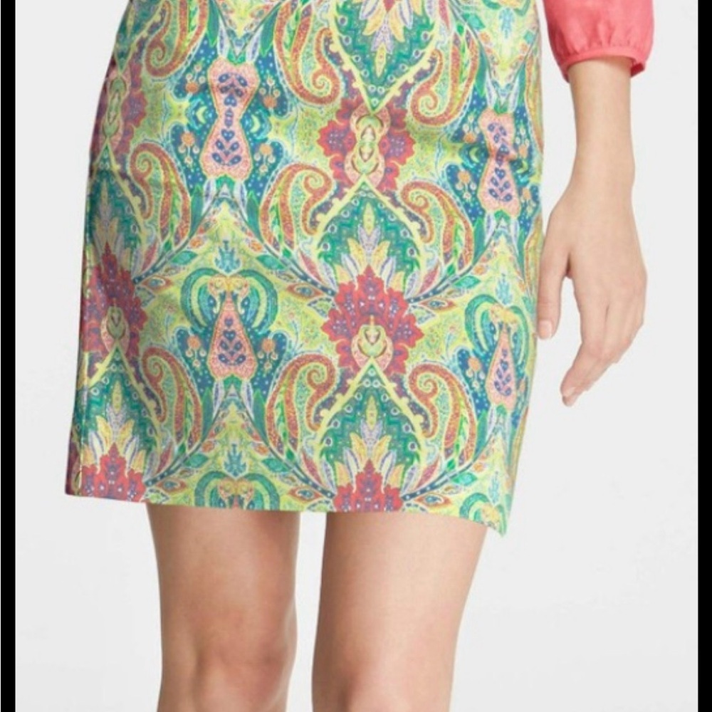 Ann Taylor Madison Multi-Color Paisley Mini Skirt size 0